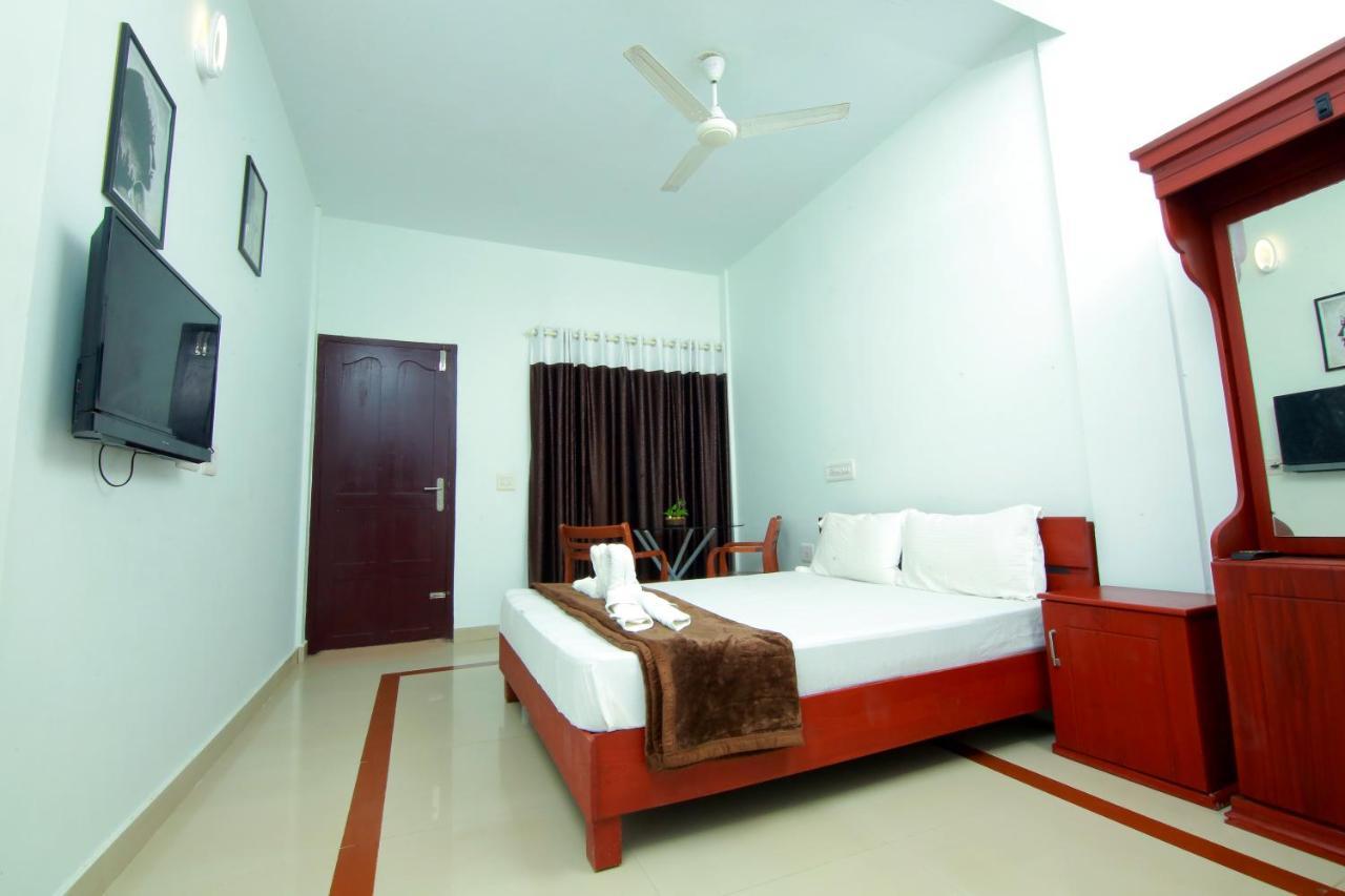 Shalom Beach Residency Alappuzha Exterior photo